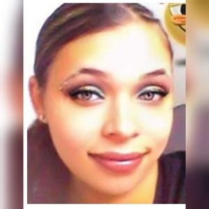 Meet your Posher, Vannessa